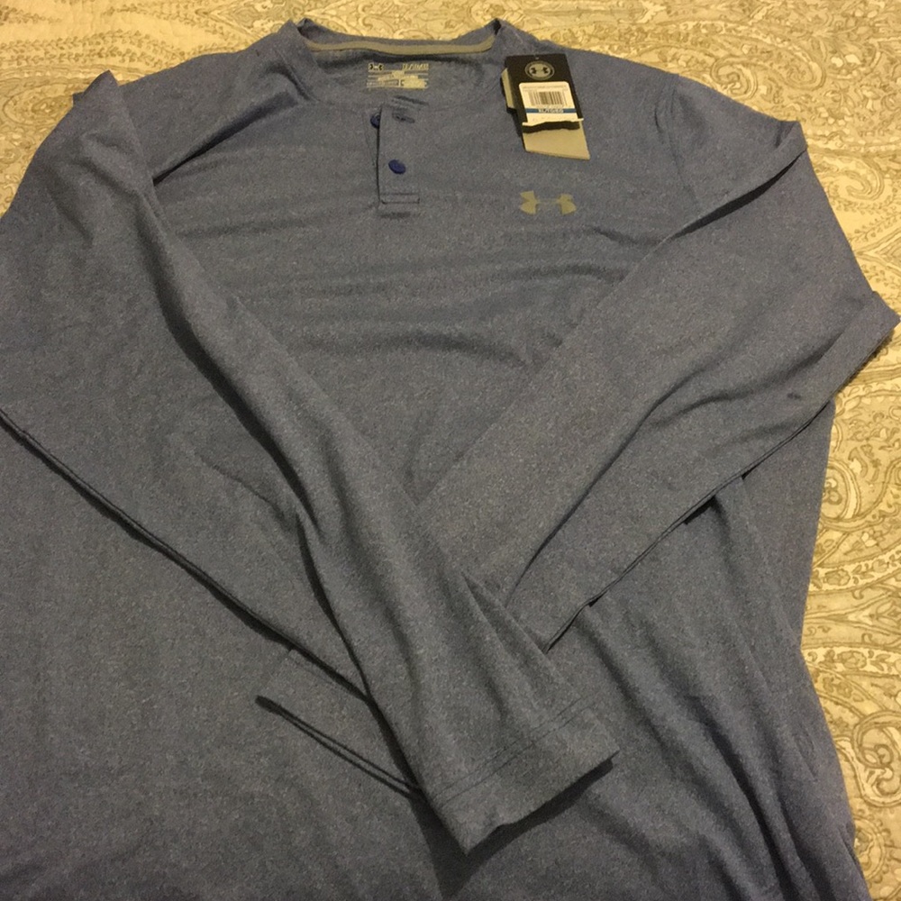 Men’s cold gear under armour shirt